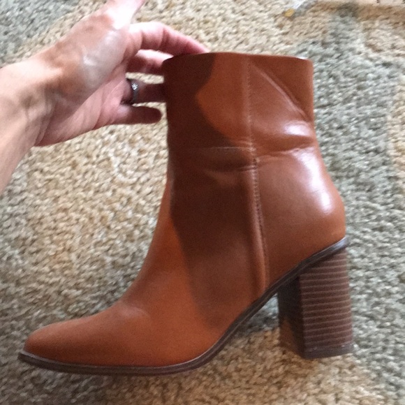 The Drop boots size 6.5 - Picture 2 of 9